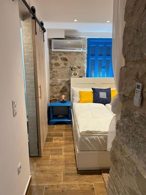Stone Inn Near Acropolis & Metro 石头记 Felsenhohle Athen Eksteriør billede